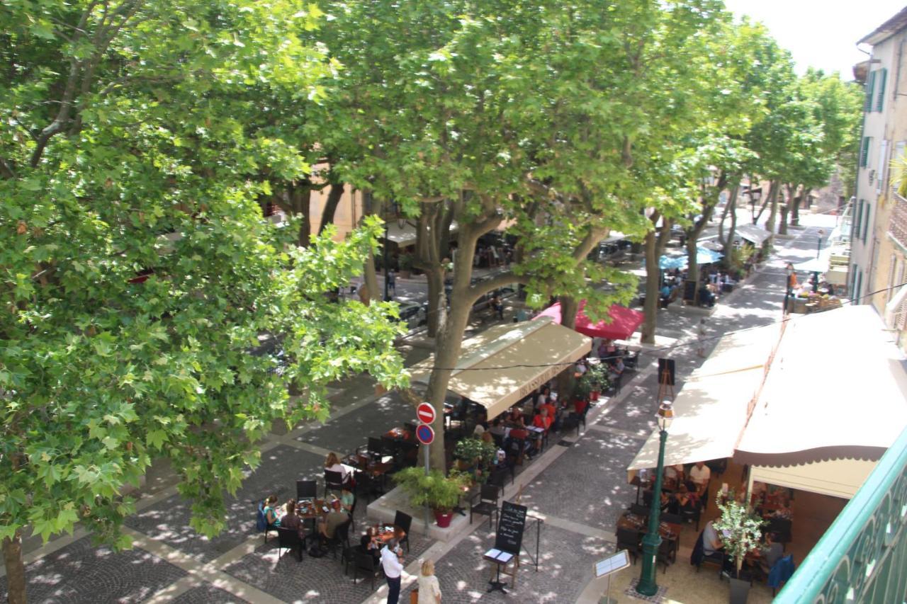 Appartement Le Gambetta Cotignac Exterior foto